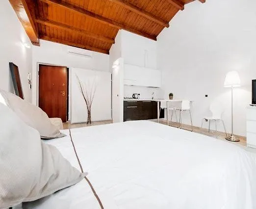 Dalmati House 2*