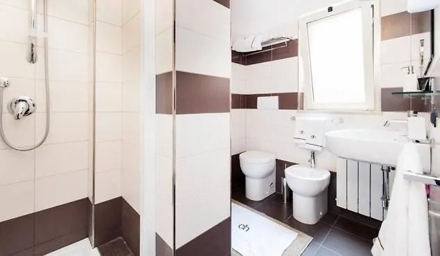 Dalmati House 2*